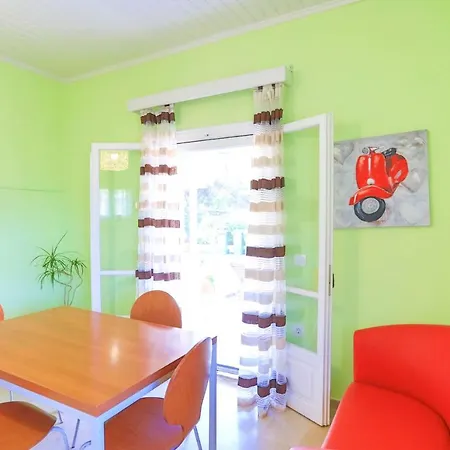 Amalia Apartment *